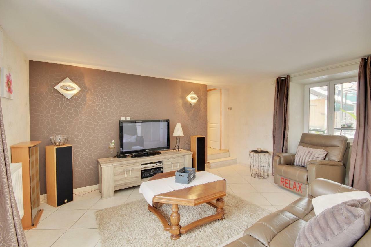Gite Le 1602 Saint-Nabor Exterior foto